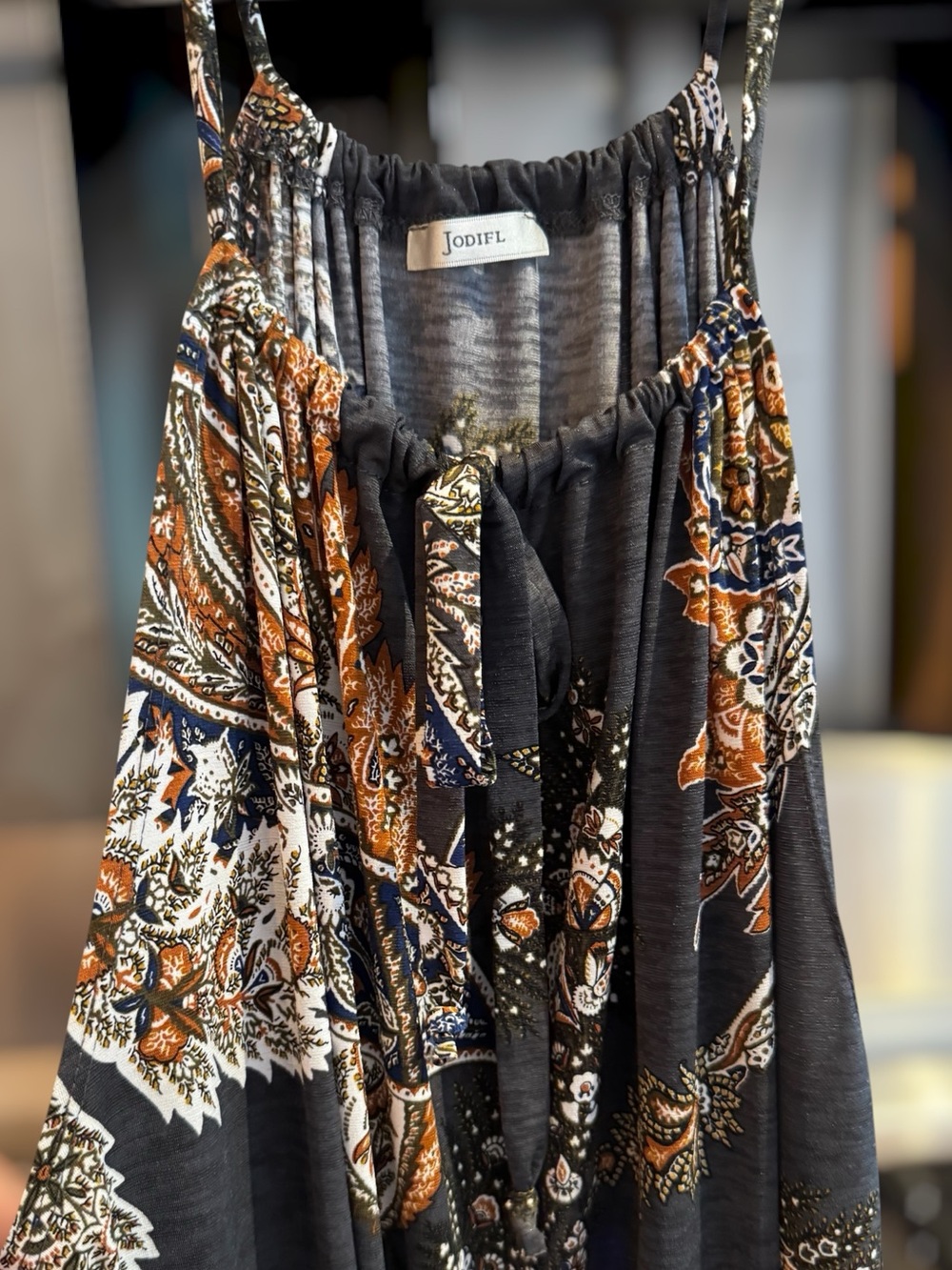 Casual Boho Style Paisley Halter Maxi in Charcoal, Rust and Cream. Size L - Picture 4 of 8